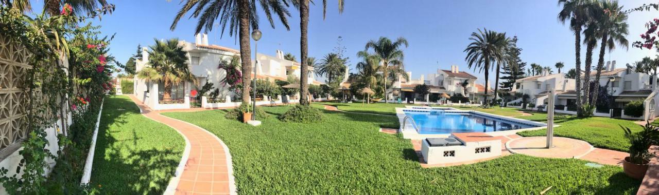 Beachfront Oasis In Costa Del Sol. Caleta De Velez Extérieur photo