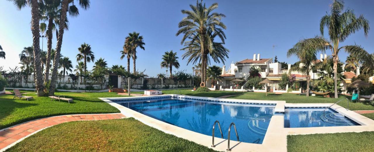 Beachfront Oasis In Costa Del Sol. Caleta De Velez Extérieur photo