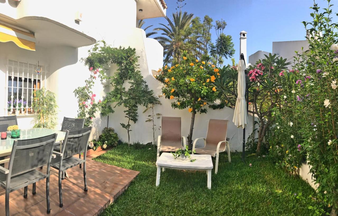 Beachfront Oasis In Costa Del Sol. Caleta De Velez Extérieur photo